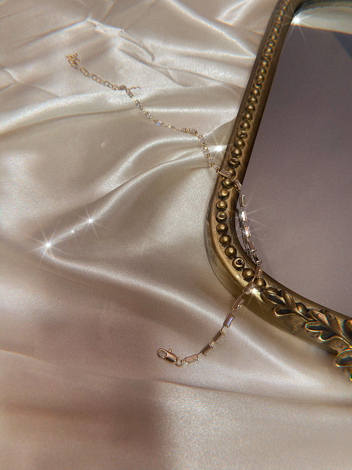 Clara Baguette Choker