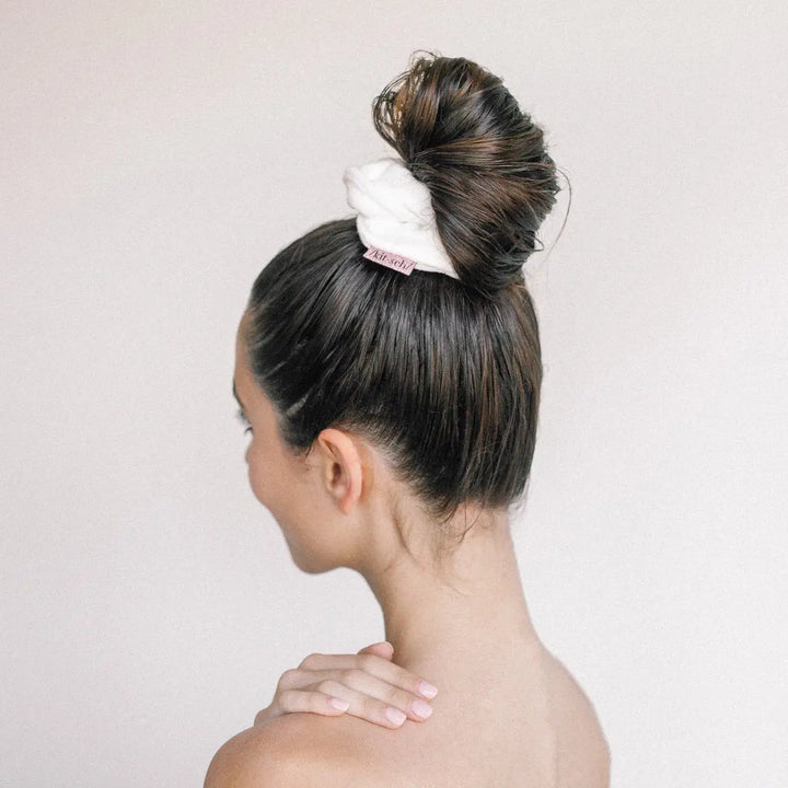 TOWEL SCRUNCHIES - WHITE