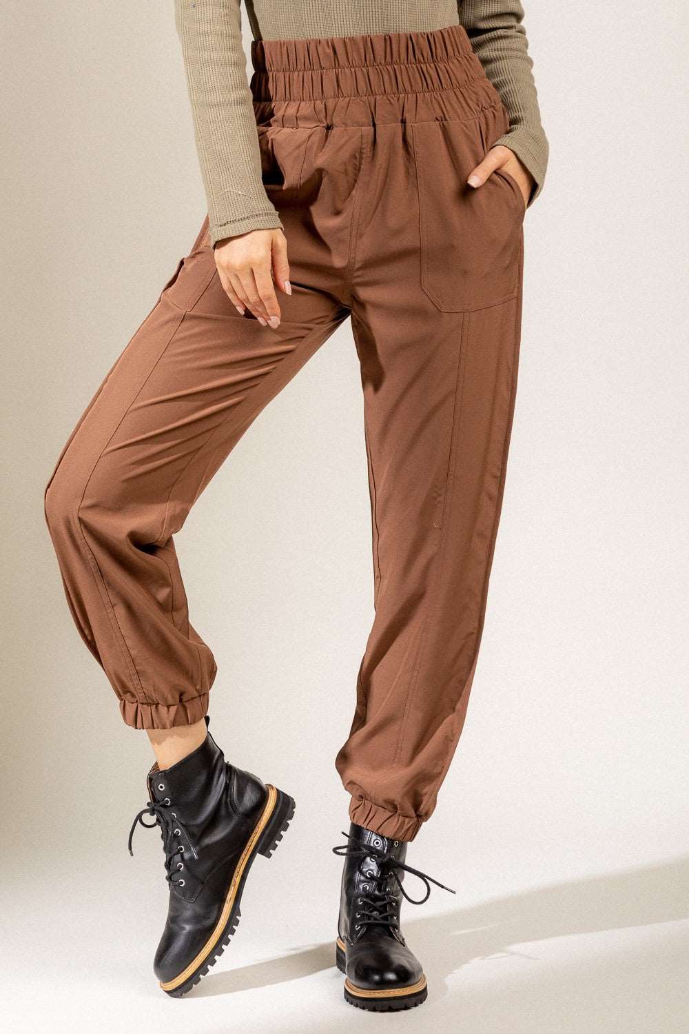 CHILL OUT DAYS POCKETED JOGGER PANTS - CHESTNUT
