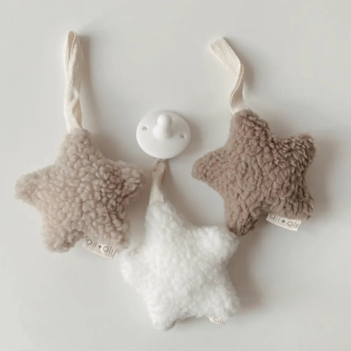 PLUSH STAR PACIFIER HOLDER (SAND)