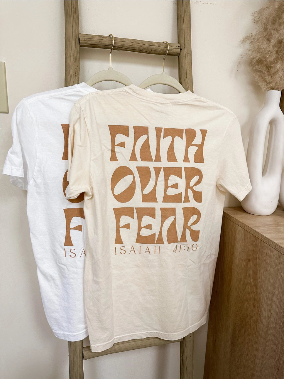 FAITH OVER FEAR GRAPHIC TEE