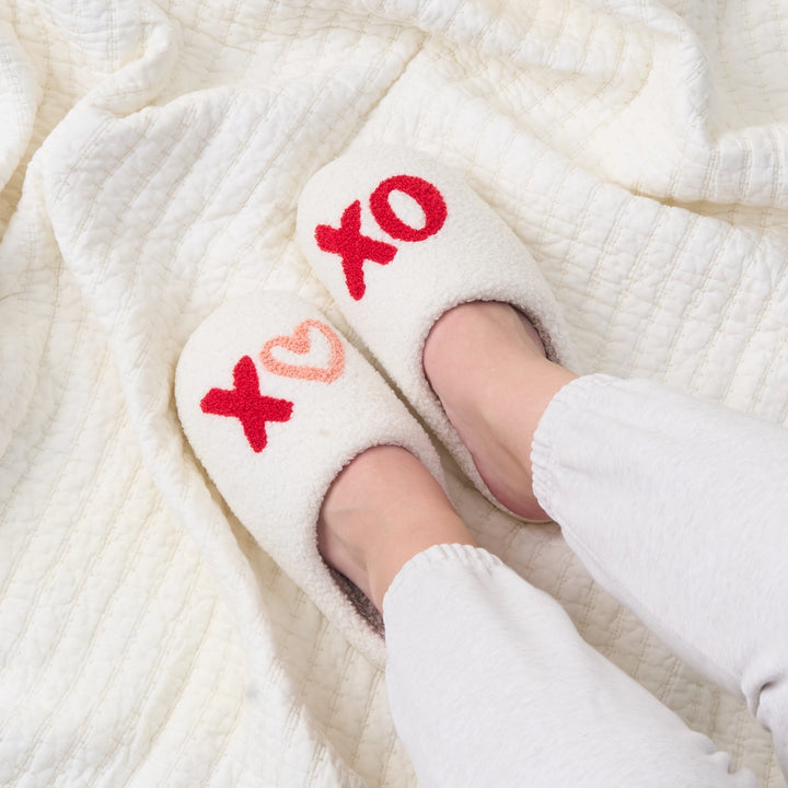 XOXO FUZZY SLIPPERS