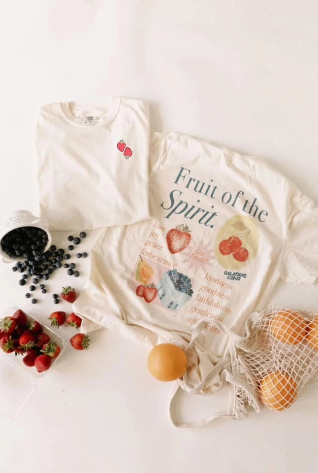 FRUIT OF THE SPIRIT GRAPHIC TEE