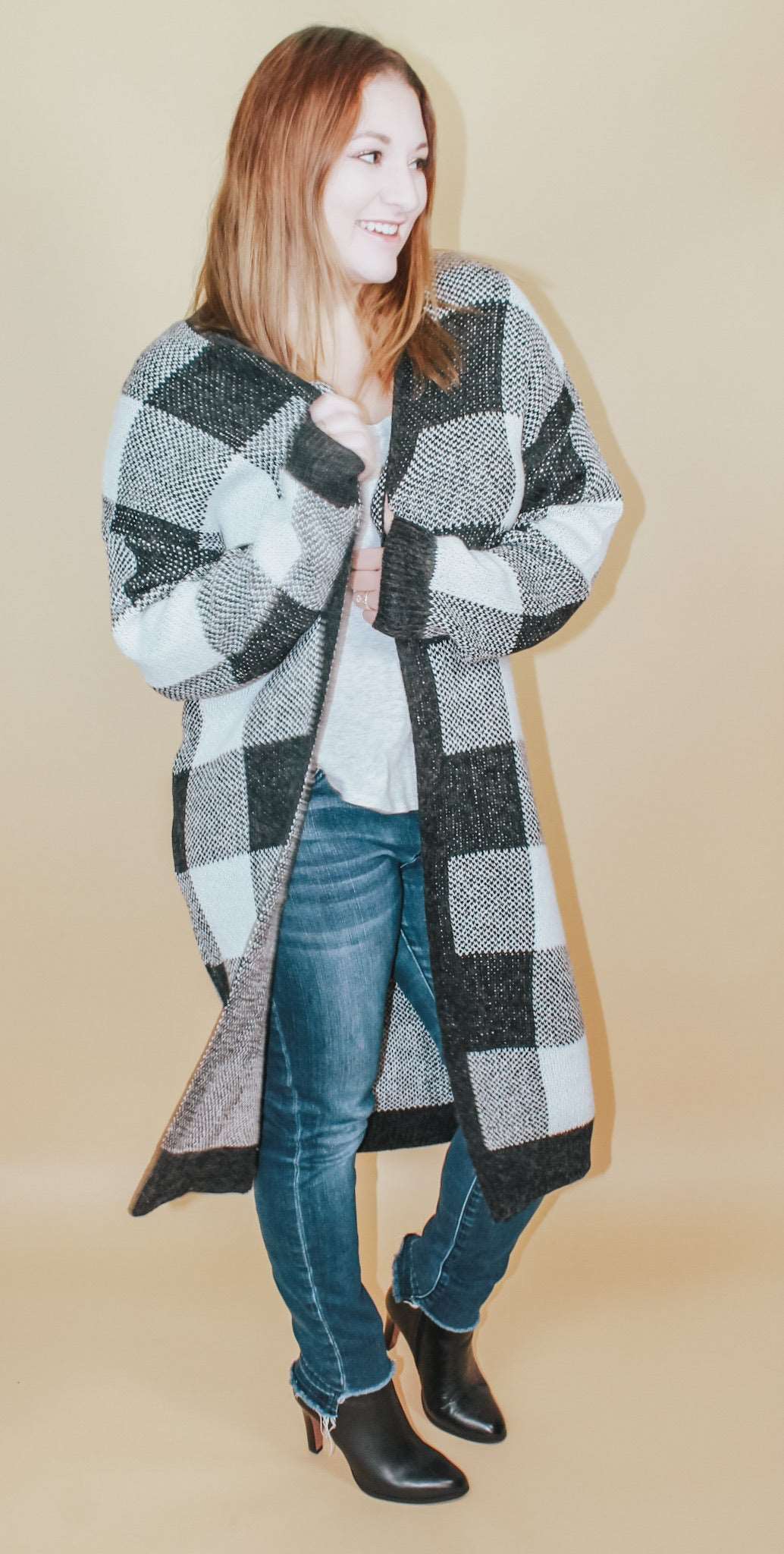 ASPEN CHECKERED CARDIGAN