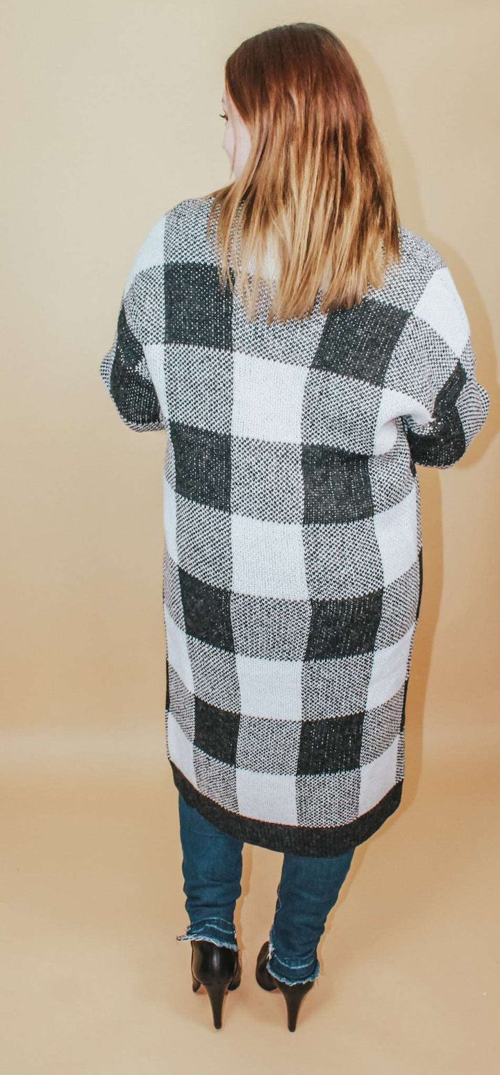 ASPEN CHECKERED CARDIGAN