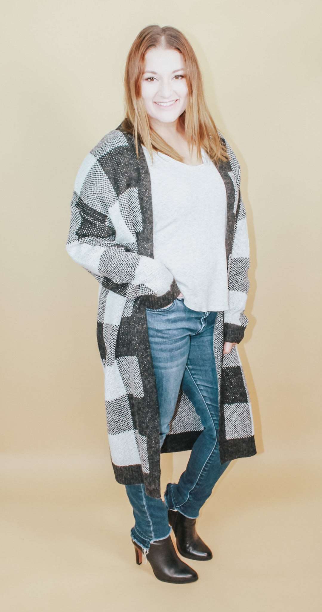 ASPEN CHECKERED CARDIGAN