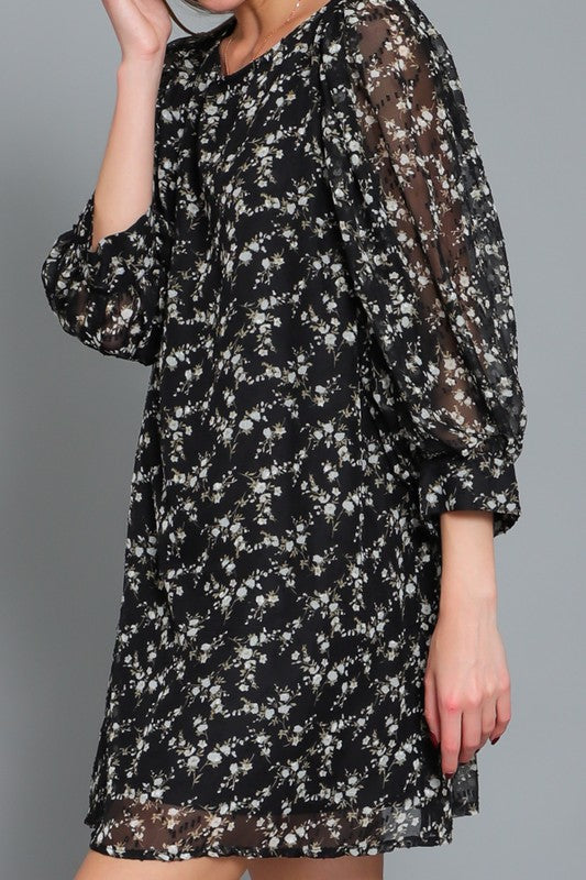 ROMANI TEXTURED FLORAL SHIFT DRESS