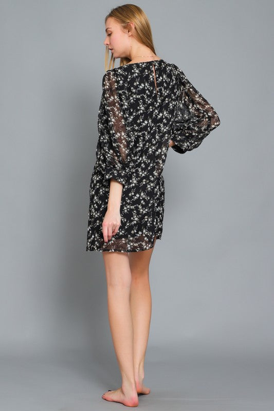 ROMANI TEXTURED FLORAL SHIFT DRESS