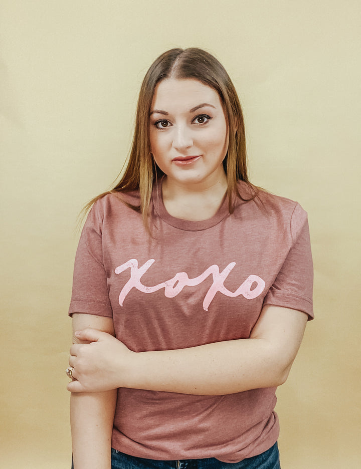 XOXO COTTON TEE