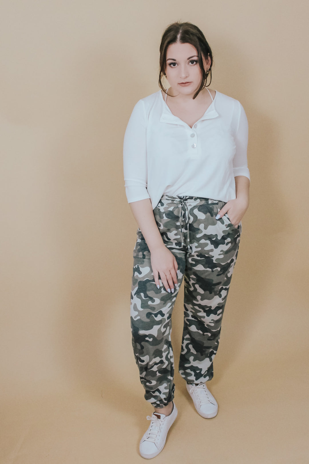 ATTENTION CAMO PAPERBAG JOGGERS