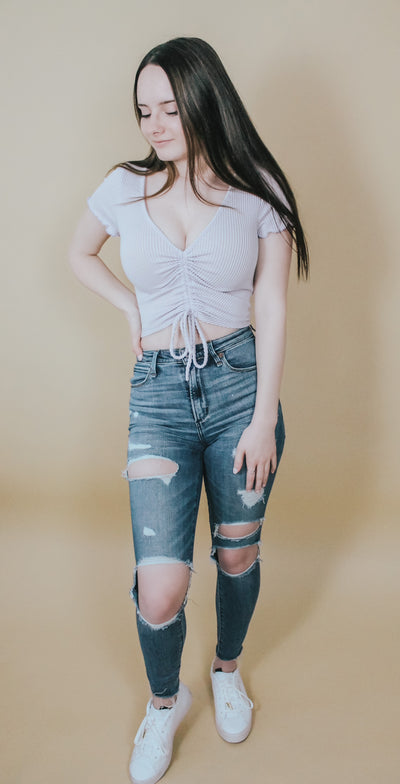 EVELYN FRONT STRING CROP TOP